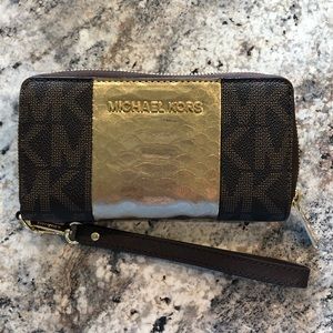 Michael Kors wallet. New- never used